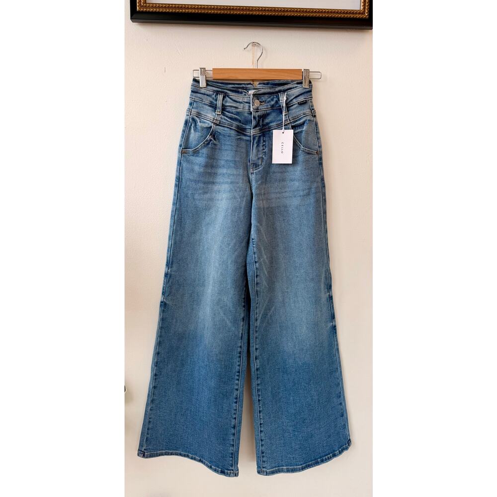 Cello Jeans Sz 3 (26) High Rise Wide Leg With V Shape Double Waist Band - Picture 7 of 7